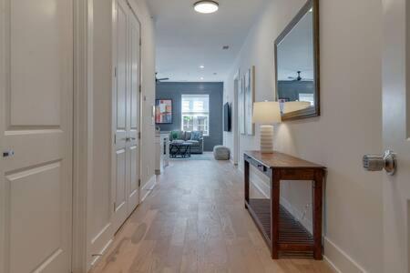 The Briar - Luxurious Condo Near Vanderbilt, Nashville Esterno foto