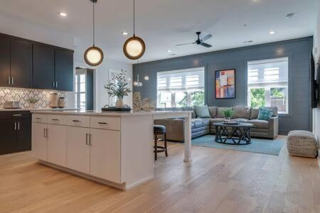 The Briar - Luxurious Condo Near Vanderbilt, Nashville Esterno foto